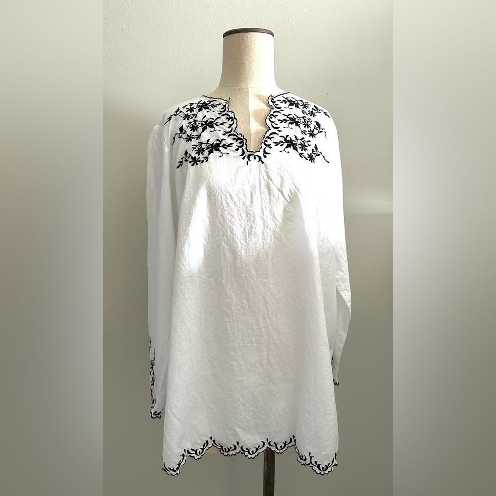 Venezia Embroidery Tunic Top
